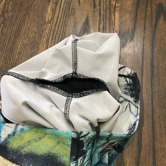 Onzie Forest Print Leggings - Picture 7 of 10